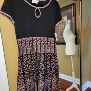 Elegant Black and Tan Midi Dress